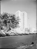 STUDENTHEMMET VID VALHALLAVÄGEN
EXT.