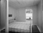 ENFAMILJSHUS I UTBY, GÖTEBORG (UTSTÄLLNING)