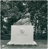 Vänersborg, Skräcklan. Fridastatyn