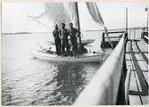 Västerås.
Segelbåt vid Östra holmens brygga, 1928.