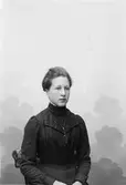 Hilda Andersson; Ingår i porträttsamlingen från Knut Wallins ateljé.