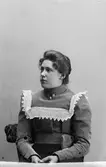 Augusta Jansson; Ingår i porträttsamlingen från Knut Wallins ateljé.