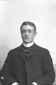 Herr Kjellström; Ingår i porträttsamlingen från Knut Wallins ateljé.