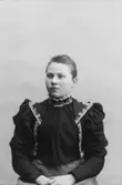 Hilma Pettersson; Ingår i porträttsamlingen från Knut Wallins ateljé