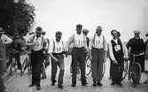 Gångtävling. Klart för start. Eric Fagerblom, Otto Larsson, Åke Johanssson, Eric Berg och Carl Johansson.