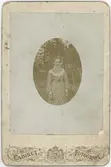 Kabinettsfotografi - Ida Brolins dotter Ida, från Hållingbo, Svinnegarns socken, Uppland