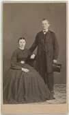 Kabinettsfotografi - skomakarmästare Per Gustaf Söderlund och hans hustru Clara Dorotea Aulander, Uppsala 1860-tal