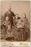 Kabinettsfotografi - familjen Norrman, Uppsala 1890