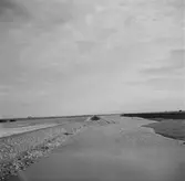 Vid Zuiderzee, (nuvarande IJsselmeer). Tyskland-Holland-Belgien 1938. IJsselmeer är en insjö i Nederländerna som uppstod genom uppförandet av en dammbyggnad i Zuiderzee, en vik av Nordsjön.