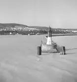 Vågbrytare med fyr vid hamnen i Sassnitz. Tyskland-Holland-Belgien 1938.