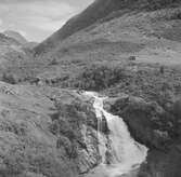 Ett vattenfall i Jotunheimen-området. Norge 1946.