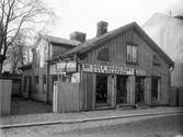 Rudolf Bondesons cykelaffär och verkstad, Bäckgatan, Växjö. ca. 1920-tal.