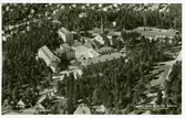 Västerås, Hemdal, kv. Läkaren.
Flygfoto över Gamla Centrallasarettet, invigt 1928.