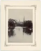 Vy över Fyrisån mot Uppsala domkyrka