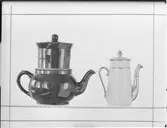 HELSIDESBILD MED KAFFEAPPARATER, 2 SEPARATA KAFFEKANNOR