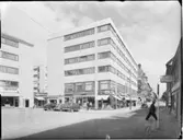 BOSTADS OCH AFFÄRSHUS I CENTRALA ÖREBRO