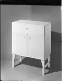 BORD, STOLAR OCH FÖRVARINGSMÖBLER