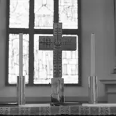 RESTAURERAD KYRKA I NJURUNDA
EXT. OCH INT.