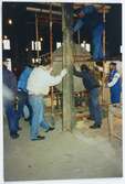 Kvarnsten på plats inför utställning 1996 i Träsliperiet