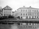 Kanalparti med Residenset och landstatshuset. Landshövdingens bostad.