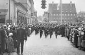 Boråsmässan 1933. Parad längs med Stora Brogatan, Stora Torget.