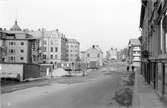 Foto mot N. Fotografen står på Köpmangatan