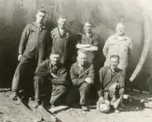 Plåtslagare år 1932.
Borås Mekaniska Verkstad.

- Stående från vänster -
Karl Andersson
Oscar Pettersson
Alfred Carlsson
J.E. Björkman, förman

- Sittande från vänster -
Bror Johansson
John Björkman
Verner Johansson