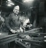 Personalen i arbete. Bror Johansson.
Borås Mekaniska Verkstad.