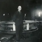 Personalen i arbete. Valdemar Persson.
Borås Mekaniska Verkstad.