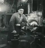 Personalen i arbete. Oskar Emanuelsson.
Borås Mekaniska Verkstad.