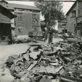 Transporter och specialarbeten. Transport av sönderslaget skrot till ugn.
Borås Mekaniska Verkstad.