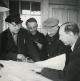 Arbetsledning och kontroll. Arbetsmarknadsmetoderna diskuteras.
Borås Mekaniska Verkstad.