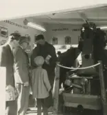 Borås Mekaniska Verkstad visar sina textilmaskiner och kugghjulsautomater vid Boråsmässan 12-21 aug 1949.