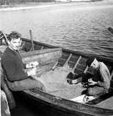 Fiskare Ernst Åström med sin far