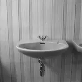 UPPRIVET BADRUMSGOLV: REPOTAGE FRÅN VVS-MÄSSAN (