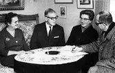 Till vänster: herr och fru Andreasson i Maryd.
Han arbetade som kyrkvärd i Landskyrkan, Alingsås.
