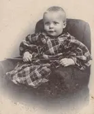 Erik Petzäll vid två års ålder.