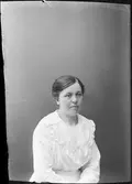 Maria Larsson, Östhammar, Uppland, 1918
