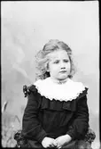Sara Edhlund, Östhammar, Uppland 1903