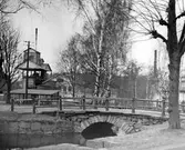 Gasverket med gaverksbron i förgrunden.