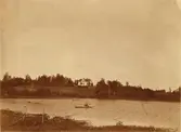 Sjön vid Villa Kulle i Klacka Lerberg, 1910