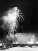 Nyårsraketer över Örebro slott, 1965-12-31
