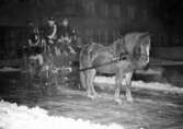 Brandkårspersonal med häst och vagn, 1963