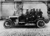 Brandmän i brandbil, 1910-tal