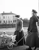 Promenad på Vasatorget, 1906