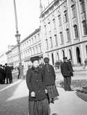 Folk i centrum, 1907