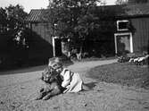 Pojke med hund, september 1907