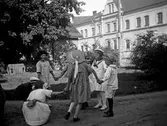 Lek på bryggargården, 1919