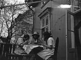Fika på verandan, september 1922