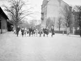 På väg från Centralstationen, maj 1931